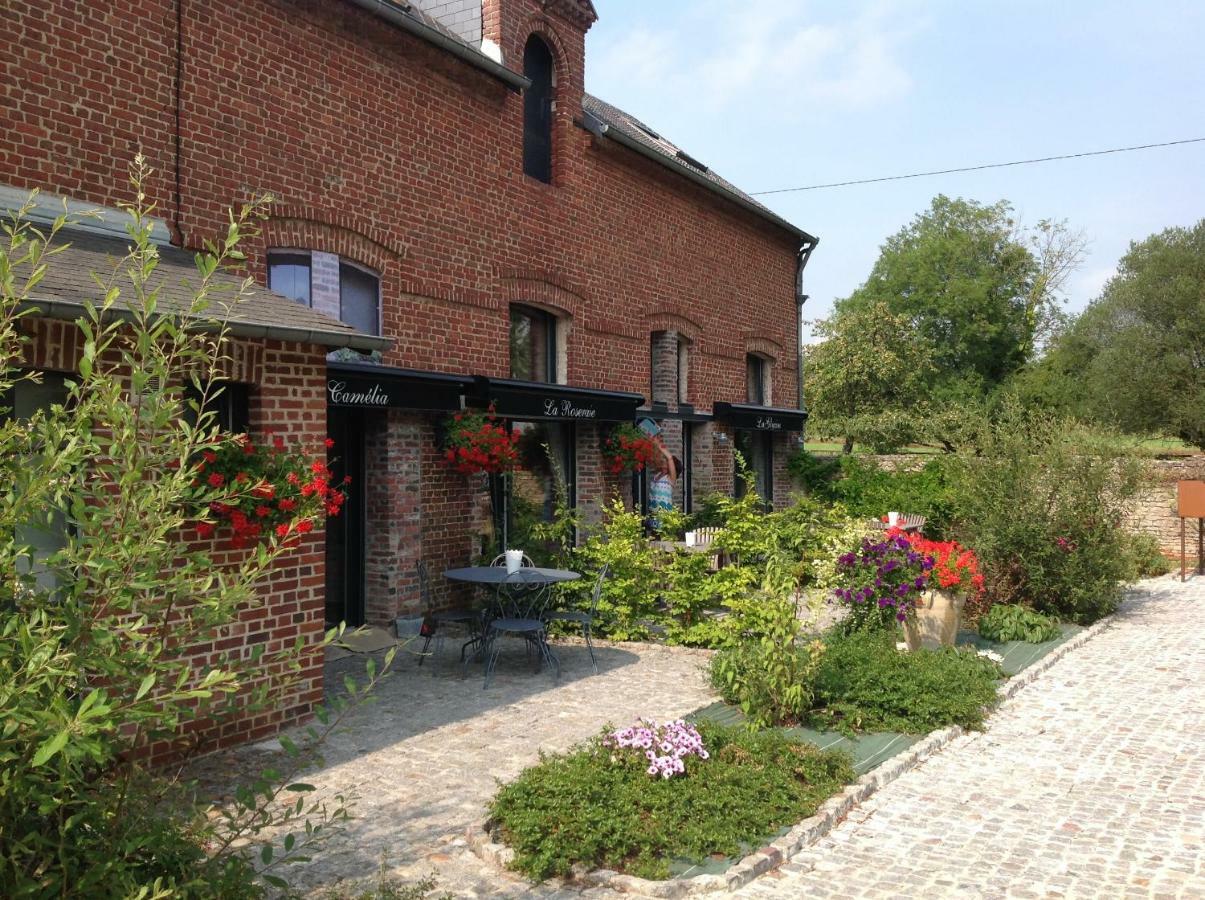 Gites De La Maison Du Haras Beuvron-en-Auge Exterior photo